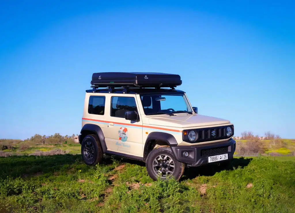 Suzuki Jimny 4x4 camper Baba Camper avec tente de toit NaitUp au Maroc